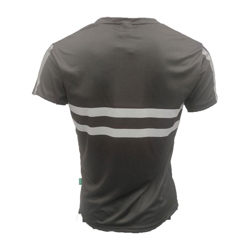 Camiseta de trail y running modelo interior de MJD Sport